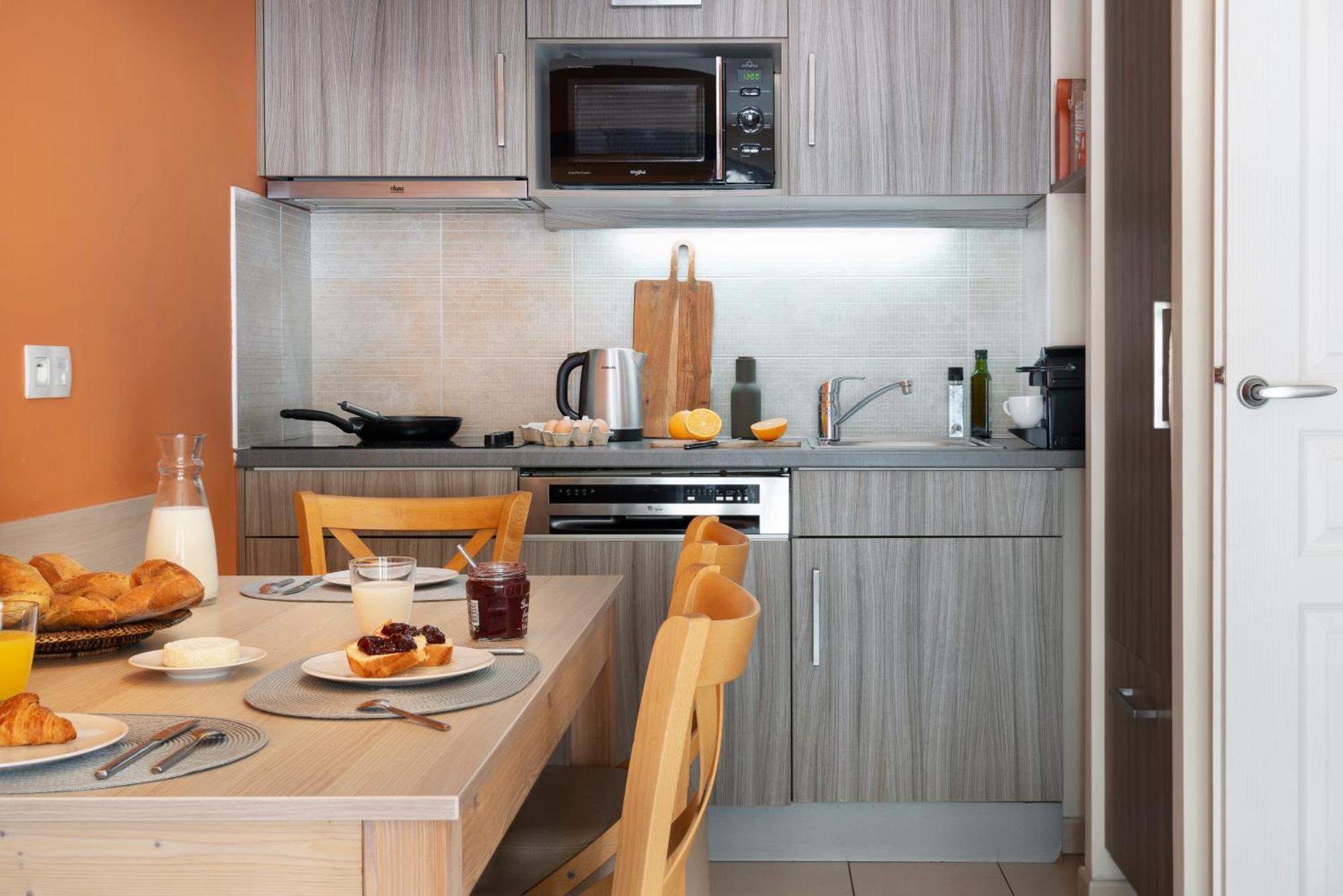 Residence Pierre & Vacances Premium Julia Augusta Roquebrune-Cap-Martin Bagian luar foto