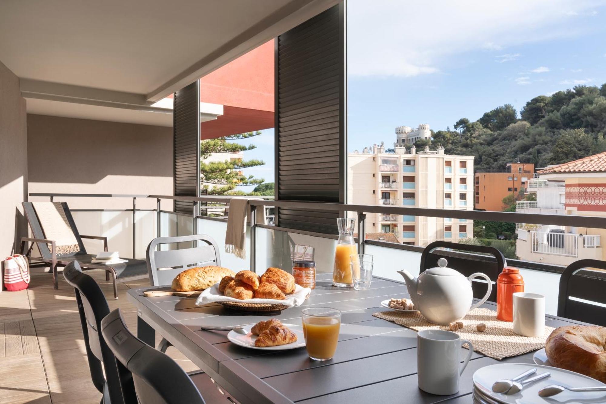 Residence Pierre & Vacances Premium Julia Augusta Roquebrune-Cap-Martin Bagian luar foto