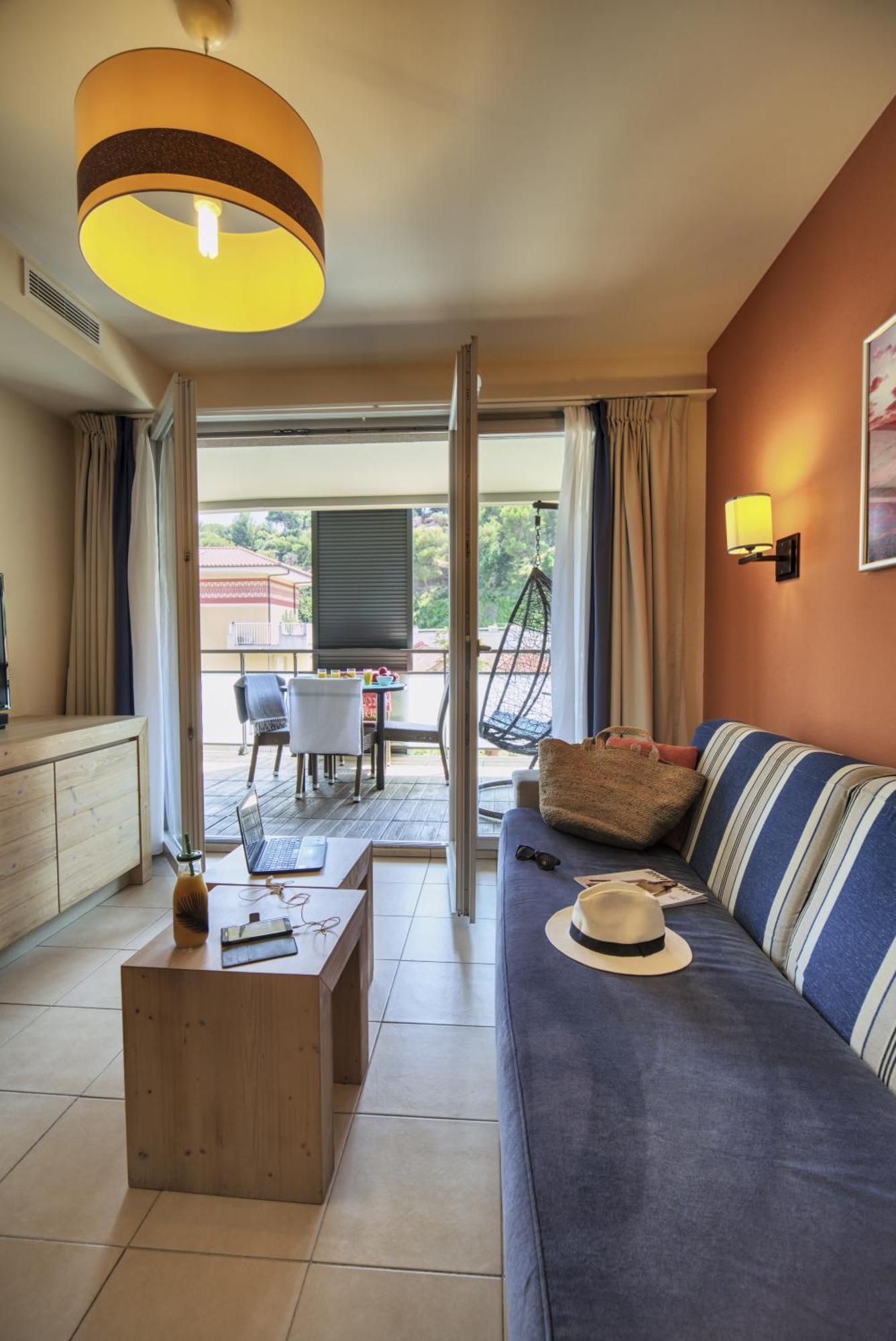 Residence Pierre & Vacances Premium Julia Augusta Roquebrune-Cap-Martin Ruang foto